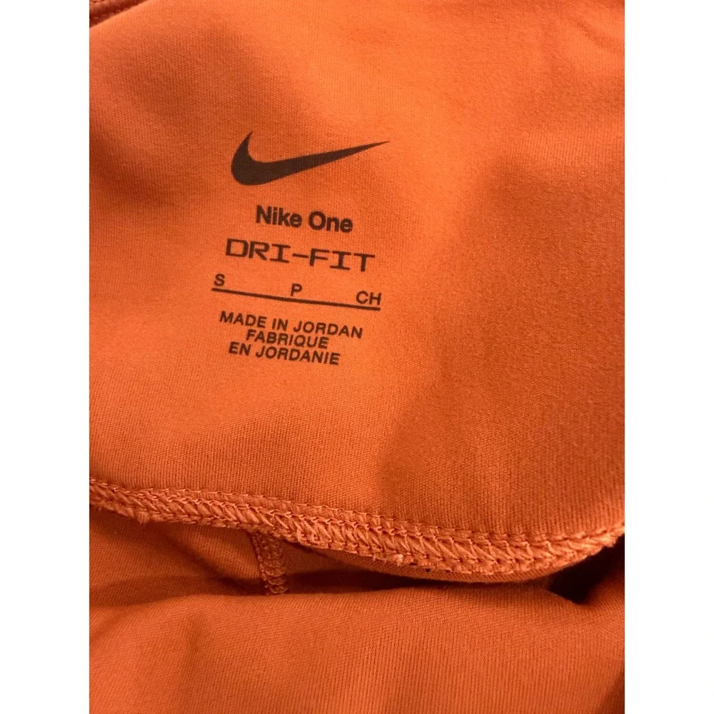 Nike One Dri-FIT Womens High Waisted Biker Shorts Burnt Orange Pockets Size S